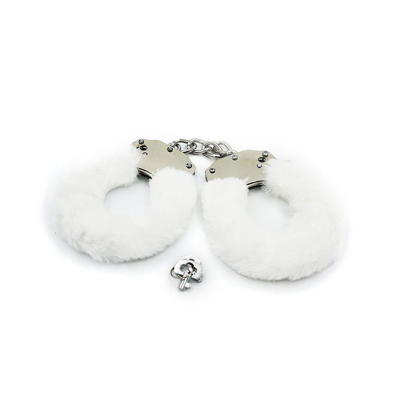 Plushy / Fuur Handucuffs ® Le Château Bdsm