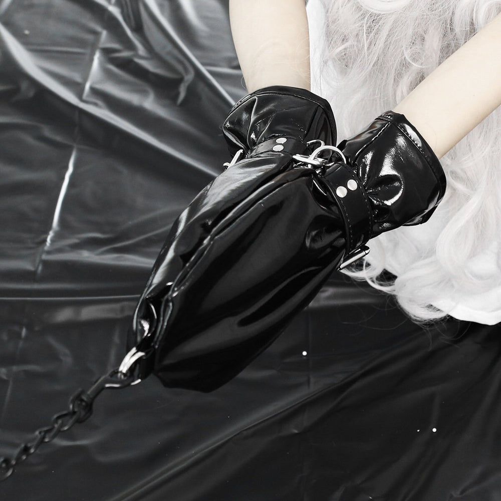 Lacquer Leather Restraint