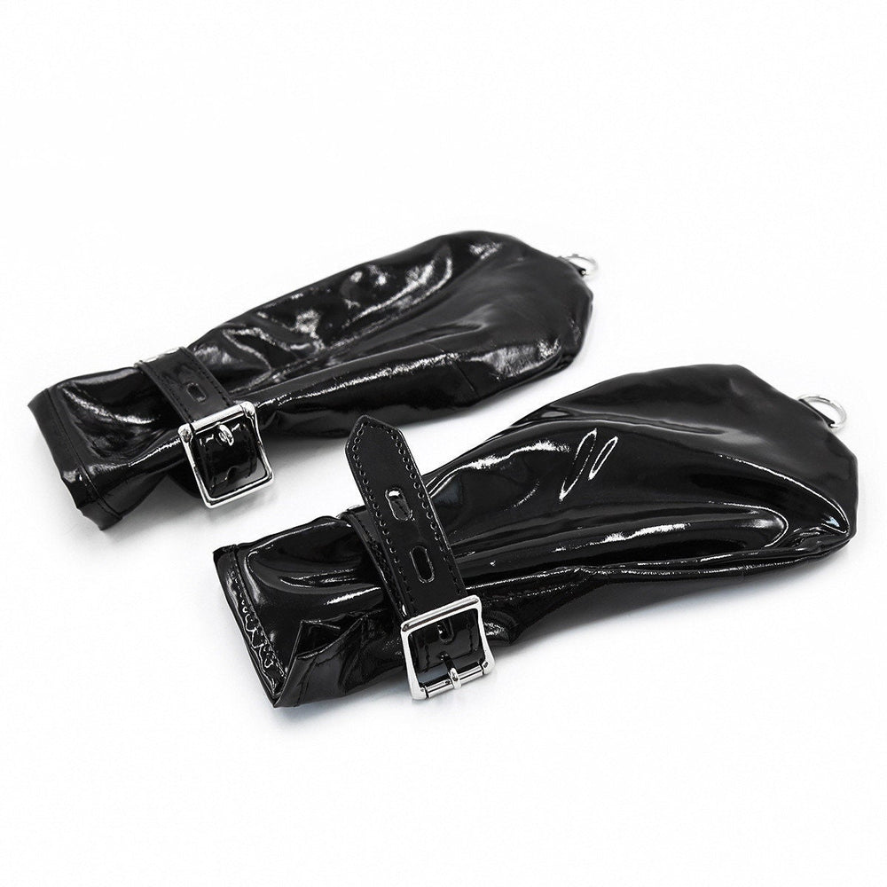 Lacquer Leather Restraint