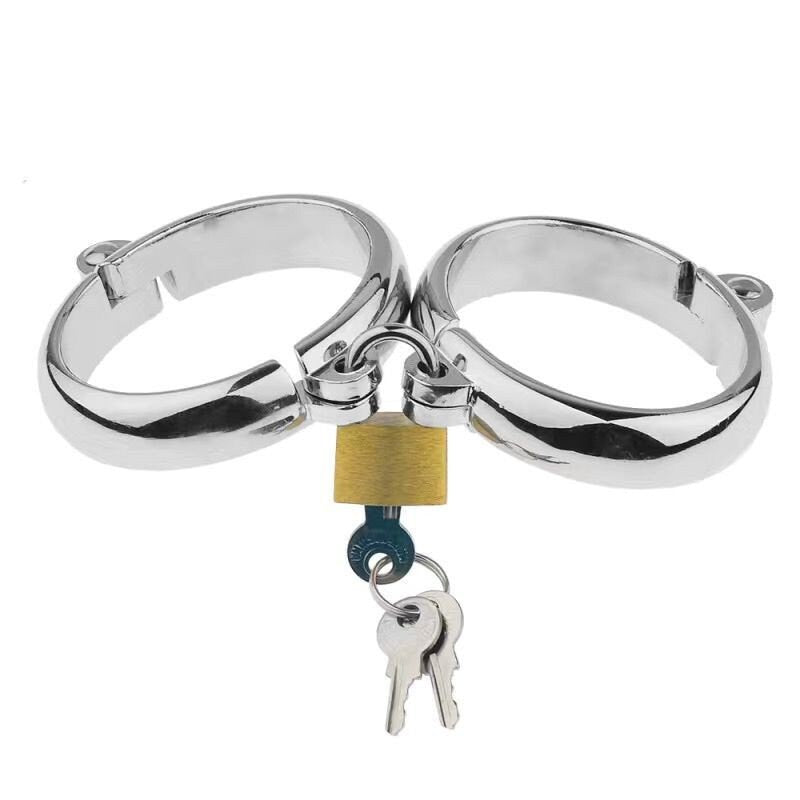 Metal Lock Handcuffs ® Le Château Bdsm