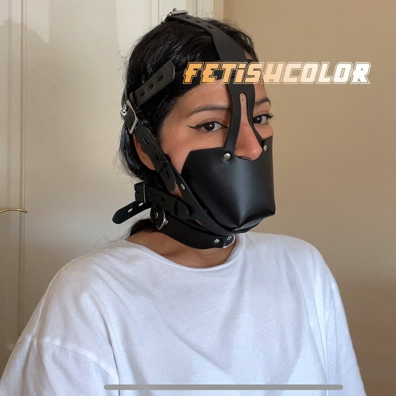 Black Leather Head Harness ® Le Château Bdsm