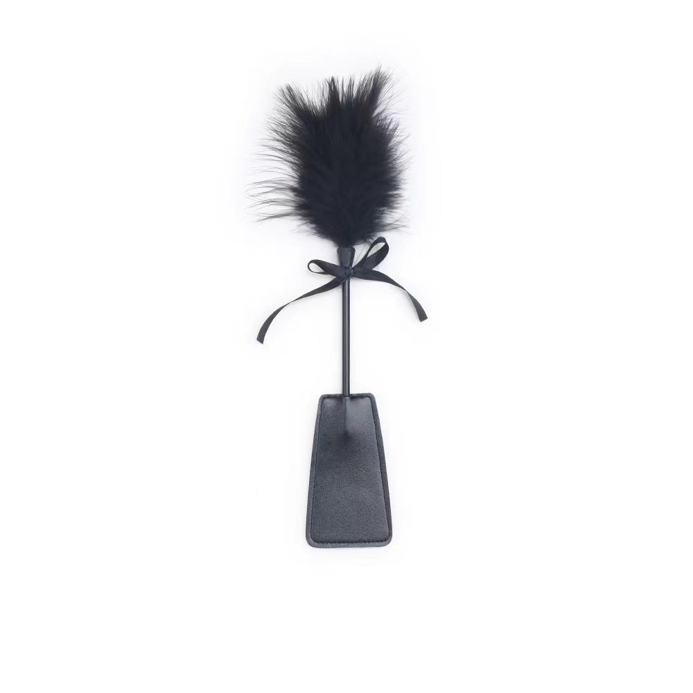 Soft BDSM Feather Tickler – Sensual Bondage Teasing Toy