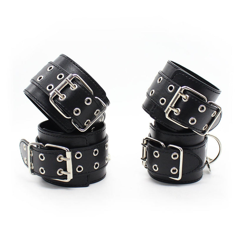 Bondage Cuff Set 