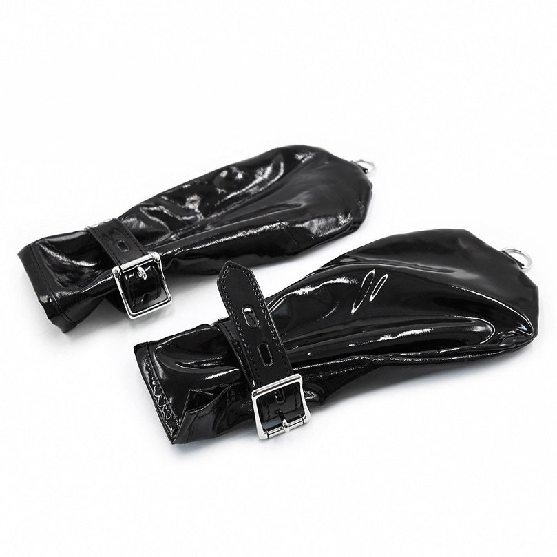 Lacquer Leather Restraint